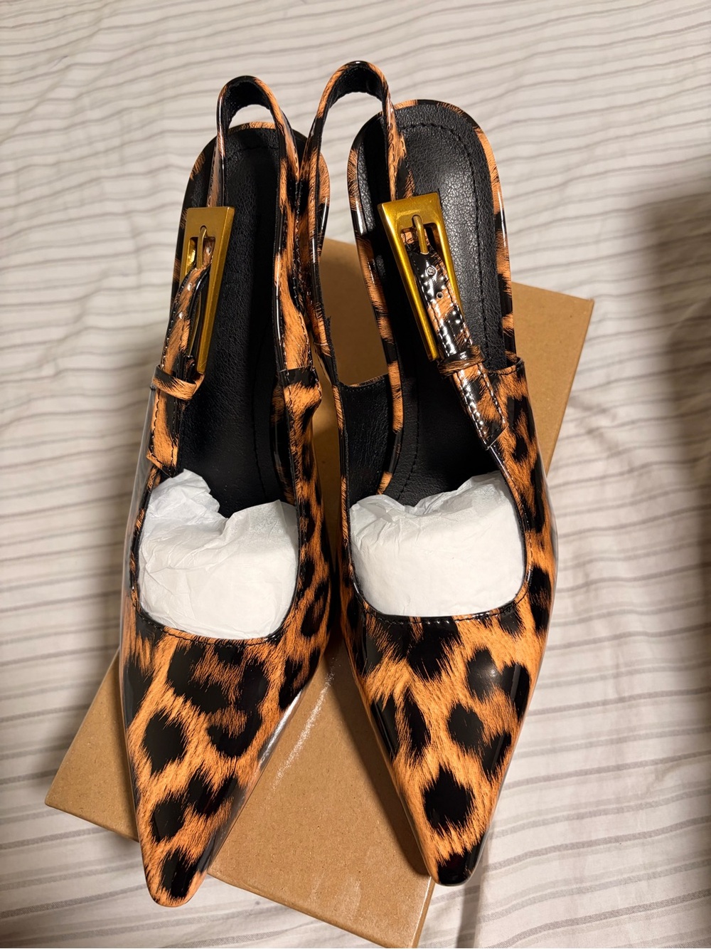 Leopard Print Pointed Slingback Heel in Brown and Black - Picture 3 of 7
